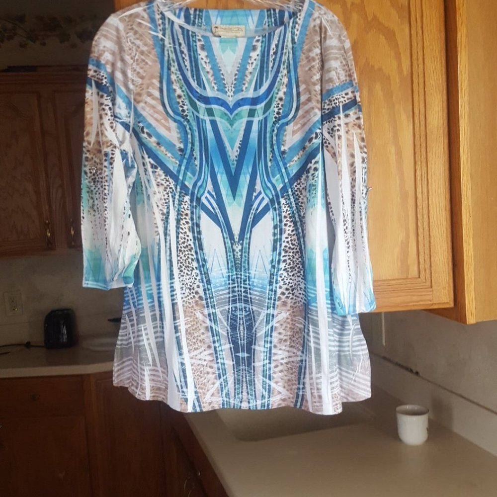 IMPULSE CALIFORNIA   WOMENS TOP   SIZE M